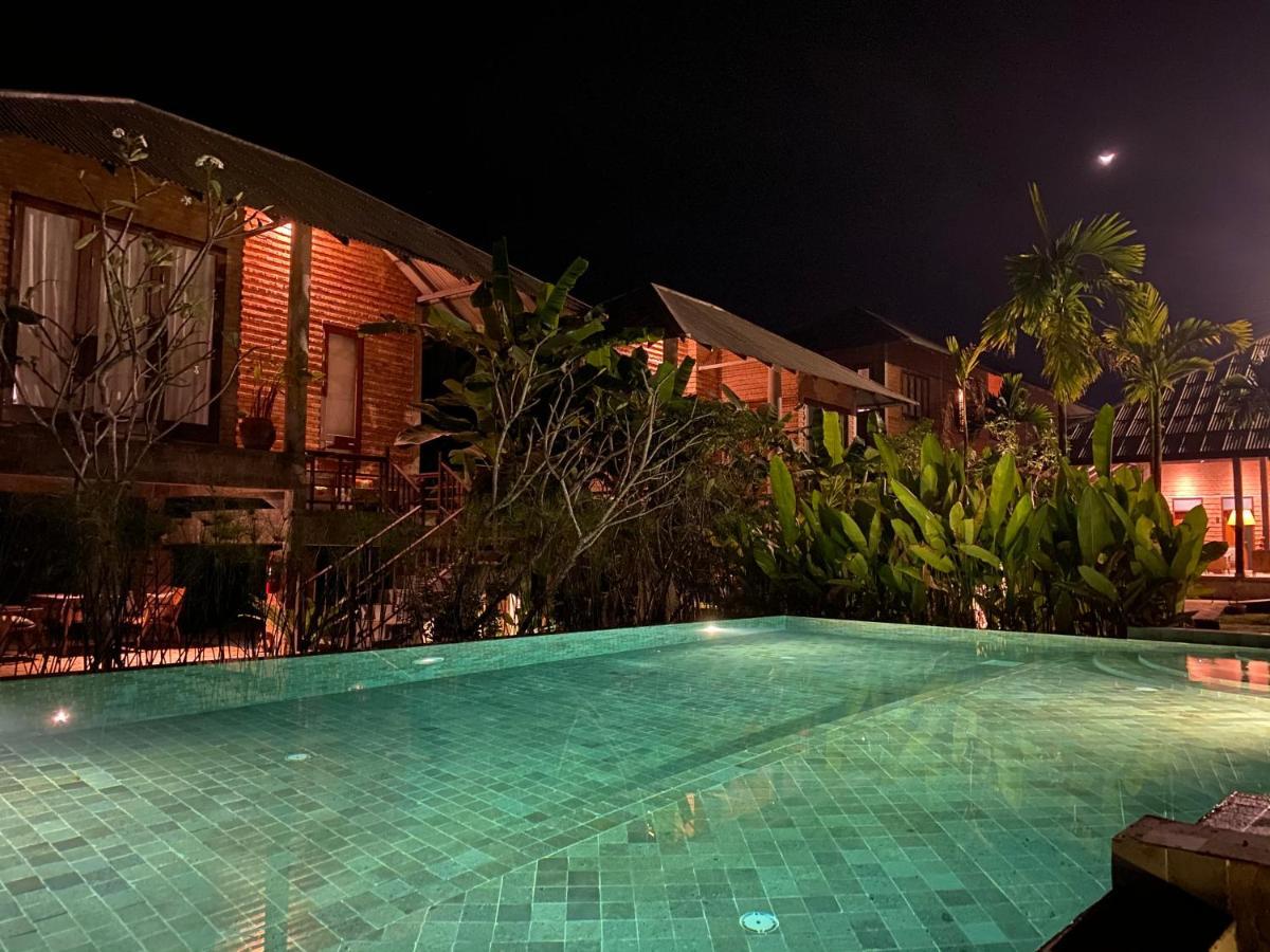 Baansuk Sukhothai Resort Екстер'єр фото