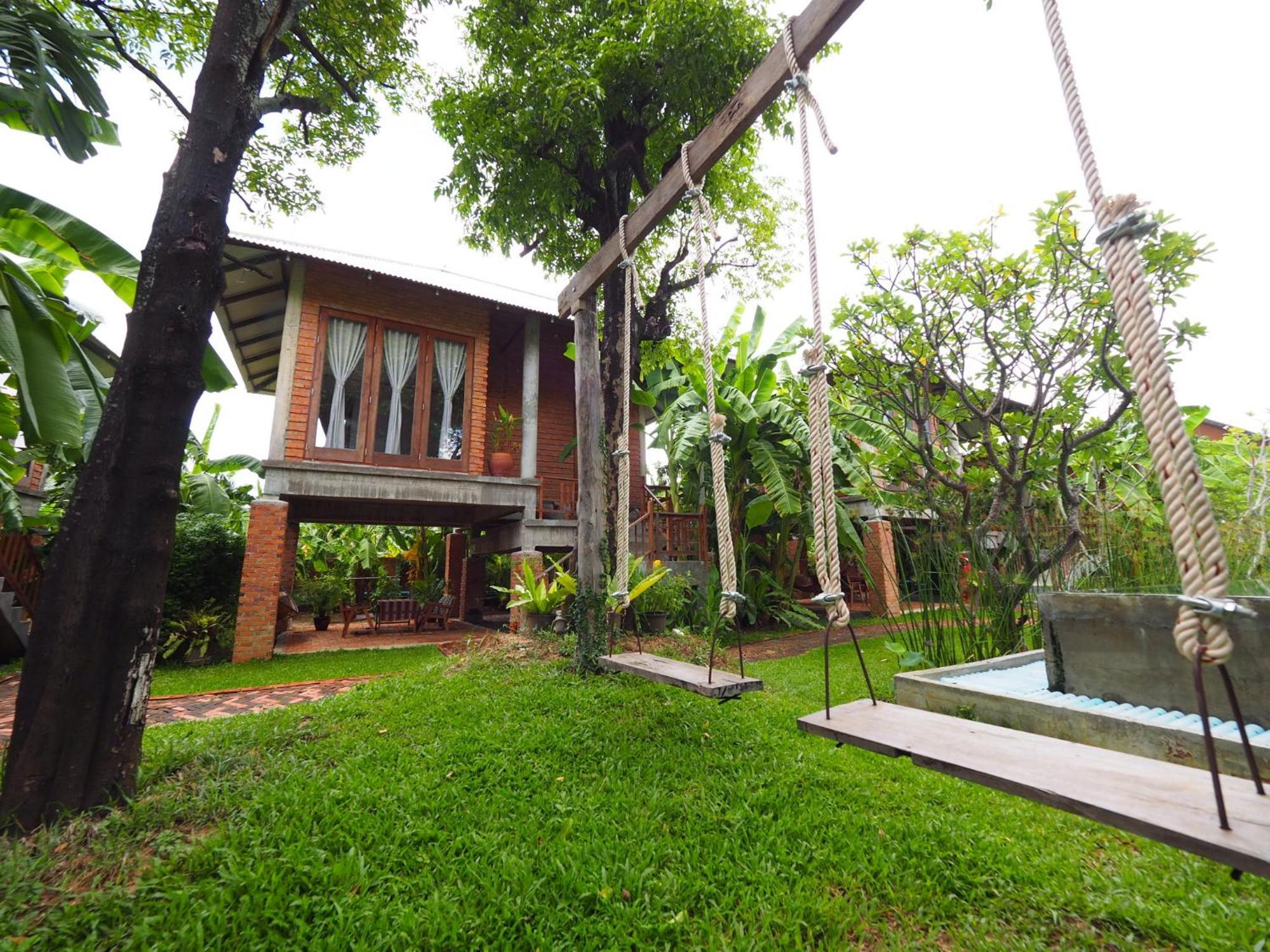 Baansuk Sukhothai Resort Екстер'єр фото
