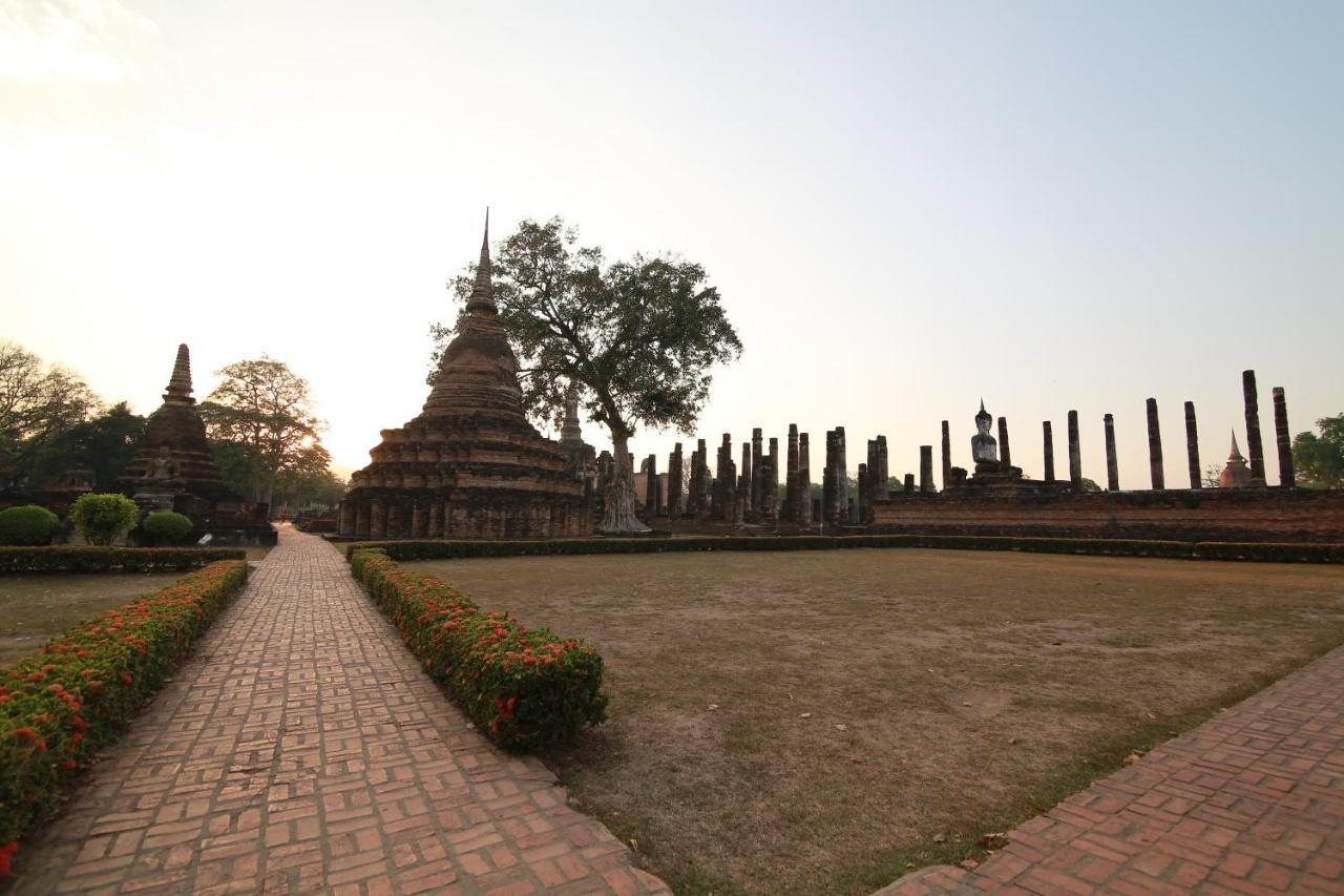 Baansuk Sukhothai Resort Екстер'єр фото